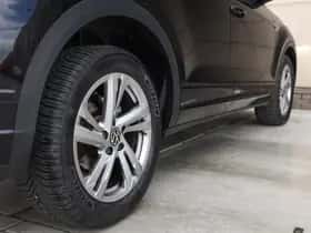 Volkswagen T-Roc (2023) thumbnail 17