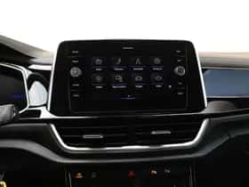 Volkswagen T-Roc (2023) thumbnail 26
