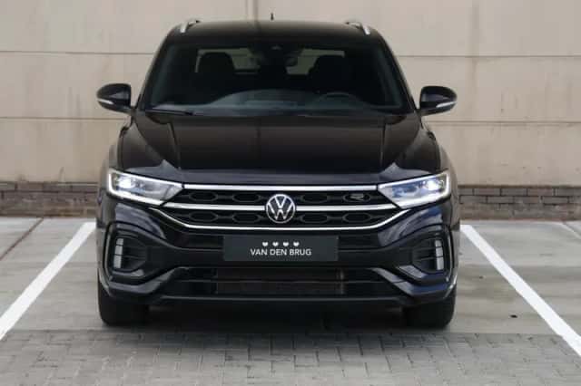 Volkswagen T-Roc (2023) thumbnail 4