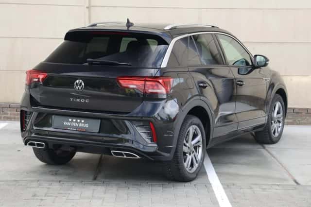 Volkswagen T-Roc (2023) thumbnail 5