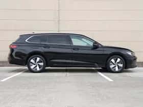 Volkswagen Passat (2025) thumbnail 2