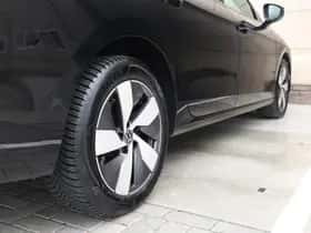 Volkswagen Passat (2025) thumbnail 17