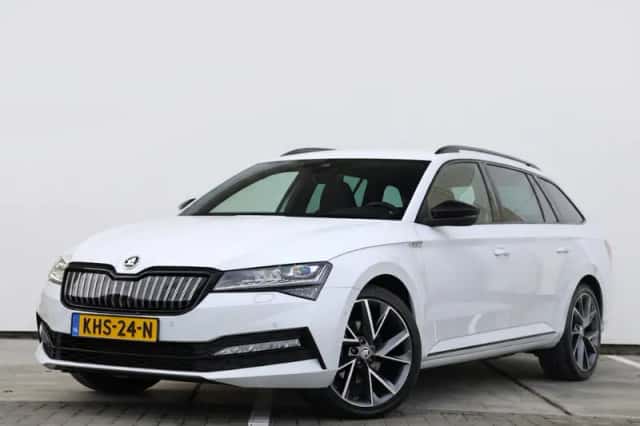Škoda Superb (2023) thumbnail 1
