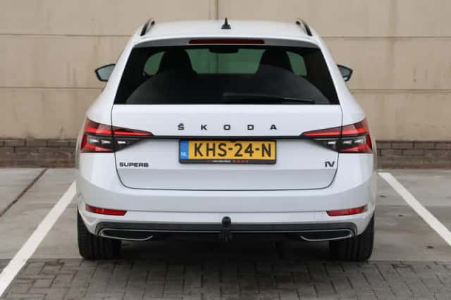 Škoda Superb (2023) thumbnail 6