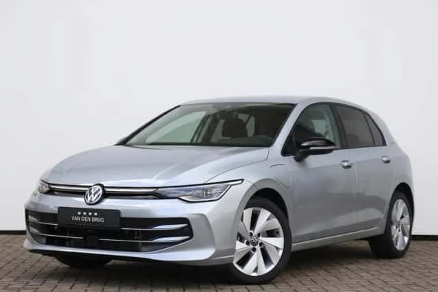 Volkswagen Golf (2025)