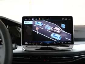 Volkswagen Golf (2025) thumbnail 32