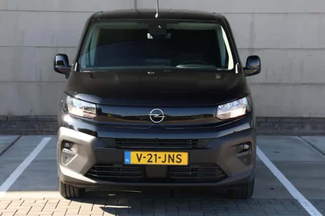 Opel Combo (2024) thumbnail 4