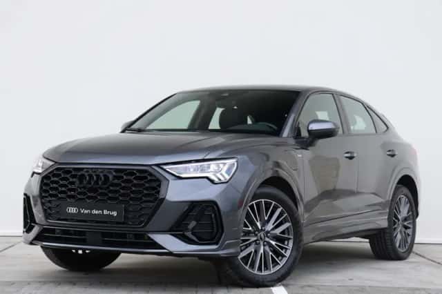 Audi Q3 (2023) thumbnail 1