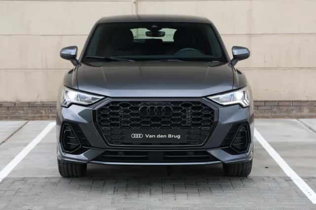 Audi Q3 (2023) thumbnail 4