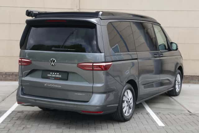 Volkswagen California (2025) thumbnail 6