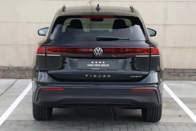 Volkswagen Tiguan (2025) thumbnail 6