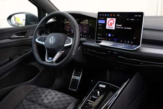Volkswagen Golf (2025) thumbnail 6
