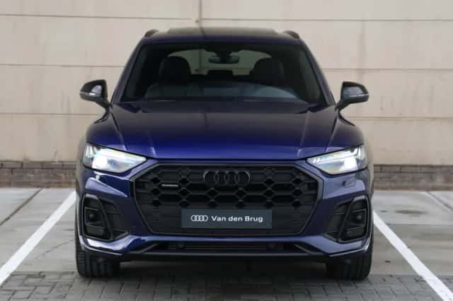 Audi Q5 (2023) thumbnail 4