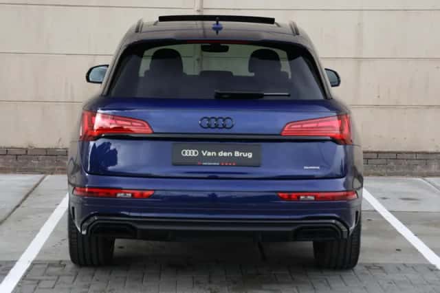 Audi Q5 (2023) thumbnail 6
