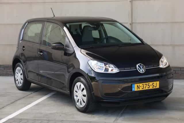 Volkswagen Up! (2021) thumbnail 3
