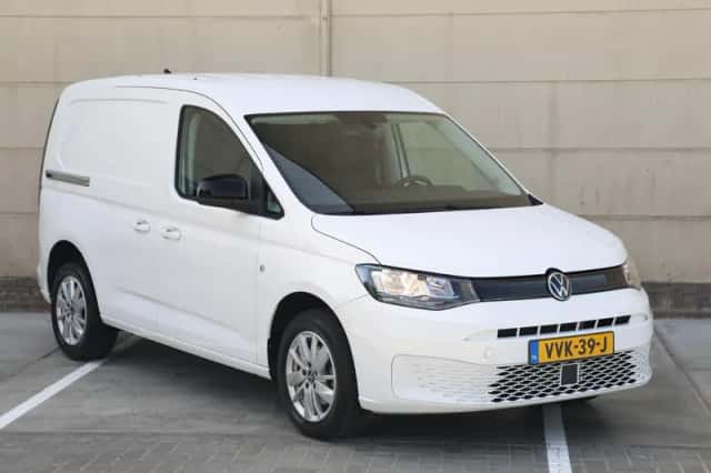 Volkswagen Caddy (2023) thumbnail 3