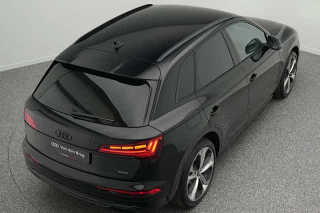 Audi Q5 (2025) thumbnail 18