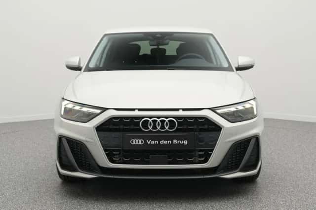 Audi A1 (2025) thumbnail 5
