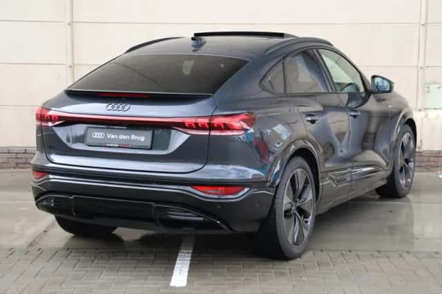 Audi Q6 e-tron (2025) thumbnail 5