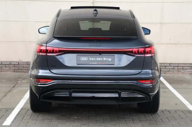 Audi Q6 e-tron (2025) thumbnail 6