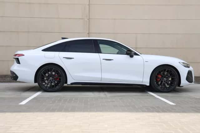 Audi A6 (2025) thumbnail 2