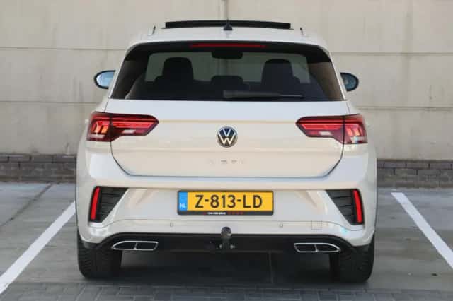 Volkswagen T-Roc (2023) thumbnail 6