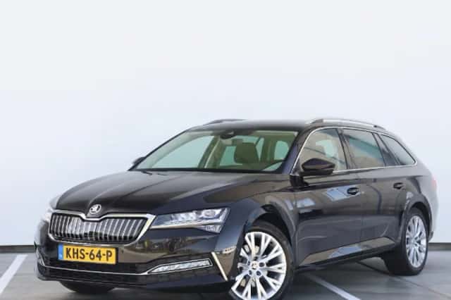 Škoda Superb (2023) thumbnail 1