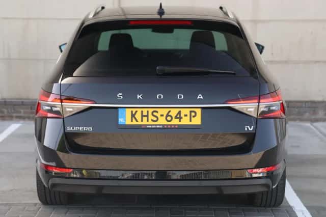 Škoda Superb (2023) thumbnail 6
