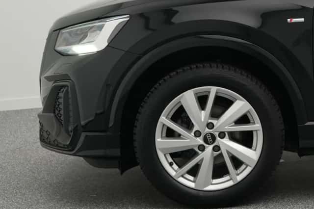 Audi Q2 (2025) thumbnail 6