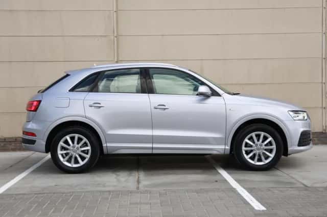 Audi Q3 (2016) thumbnail 2