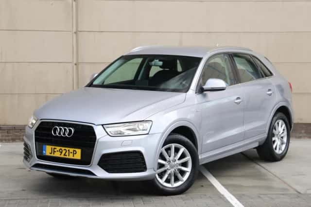 Audi Q3 (2016) thumbnail 11