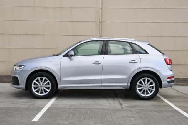 Audi Q3 (2016) thumbnail 12