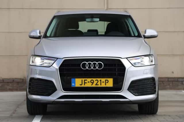 Audi Q3 (2016) thumbnail 13