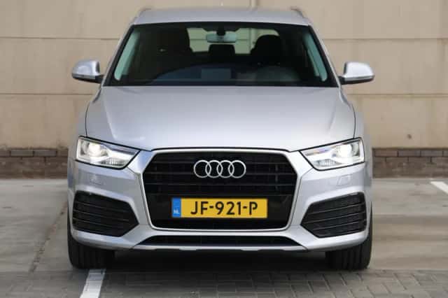 Audi Q3 (2016) thumbnail 4