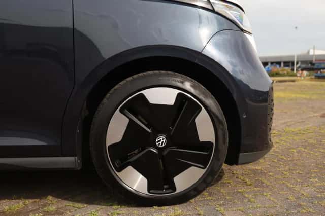 Volkswagen ID. Buzz (2022) thumbnail 16