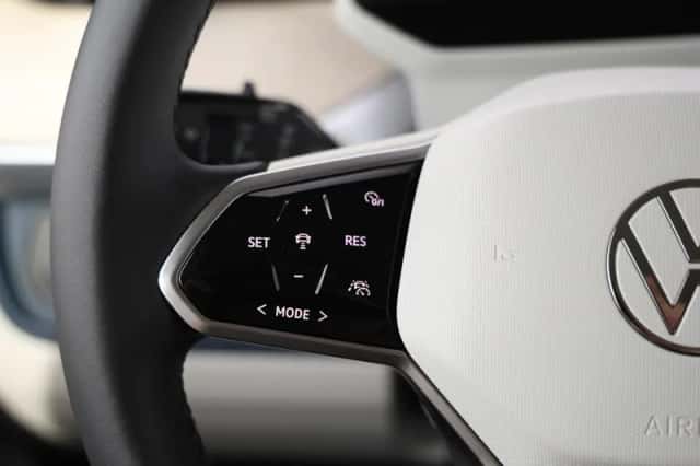 Volkswagen ID. Buzz (2022) thumbnail 24