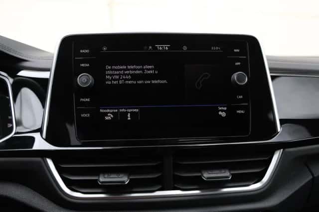 Volkswagen T-Roc (2024) thumbnail 27
