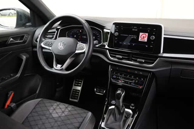 Volkswagen T-Roc (2024) thumbnail 7