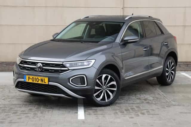 Volkswagen T-Roc (2022) thumbnail 10