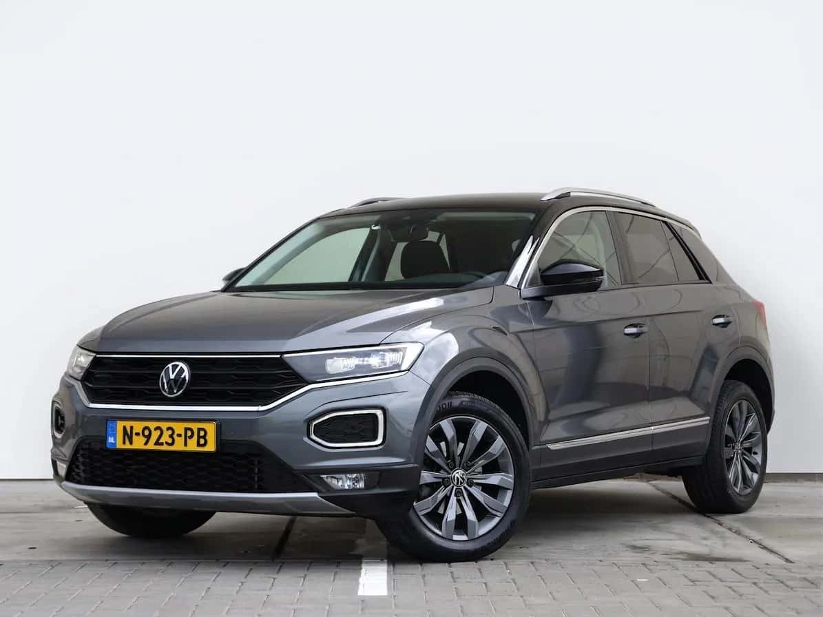 Volkswagen T-Roc (2021) — foto 1