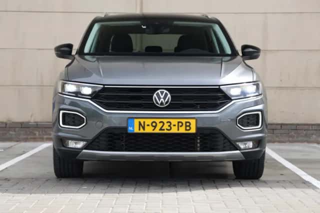 Volkswagen T-Roc (2021) thumbnail 13