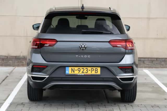Volkswagen T-Roc (2021) thumbnail 6