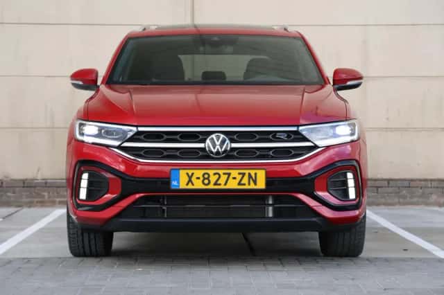 Volkswagen T-Roc (2024) thumbnail 13