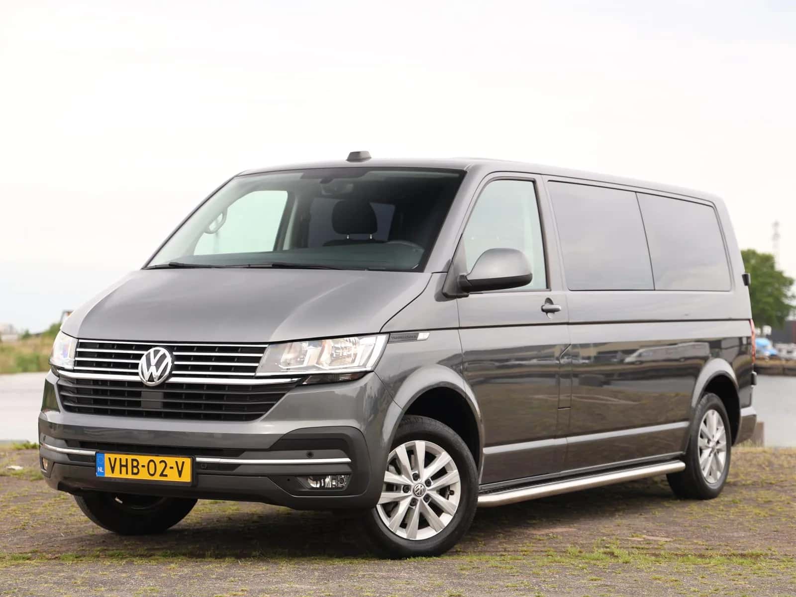 Volkswagen Transporter (2020) — foto 1