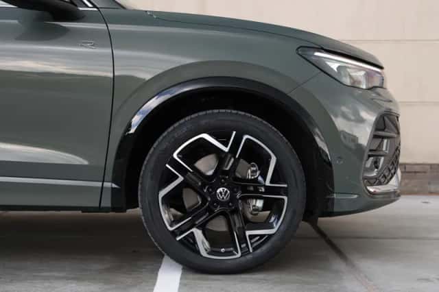 Volkswagen Tiguan (2026) thumbnail 16