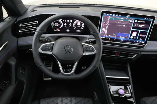 Volkswagen Tiguan (2026) thumbnail 25