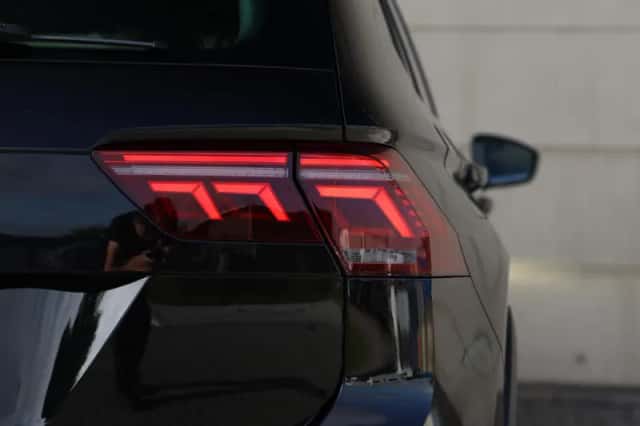 Volkswagen Tiguan (2023) thumbnail 17