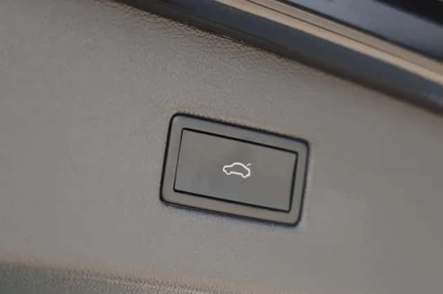 Volkswagen Tiguan (2023) thumbnail 22