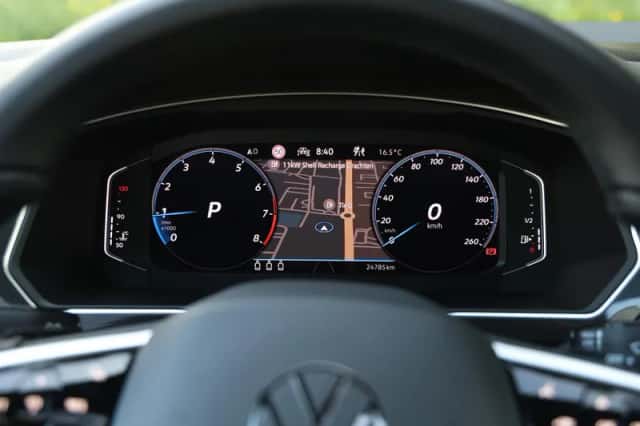 Volkswagen Tiguan (2023) thumbnail 26