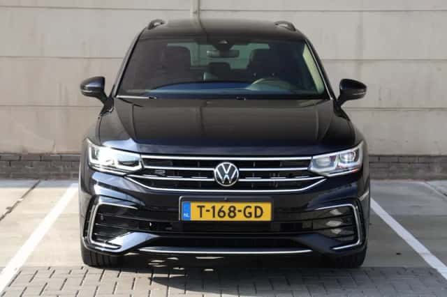 Volkswagen Tiguan (2023) thumbnail 4